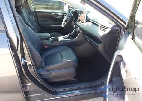 2023 Toyota Rav4 Xle Premium из США, поврежденный, VIN 2T3C1RFV8PC218423